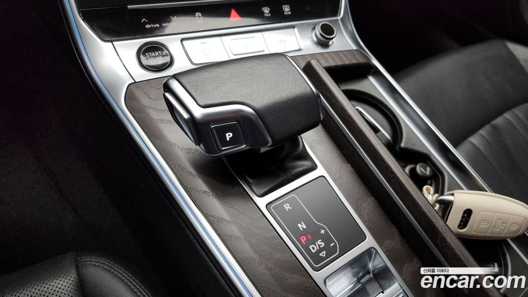 Audi A6 45 TFSI Quattro Premium, 2023