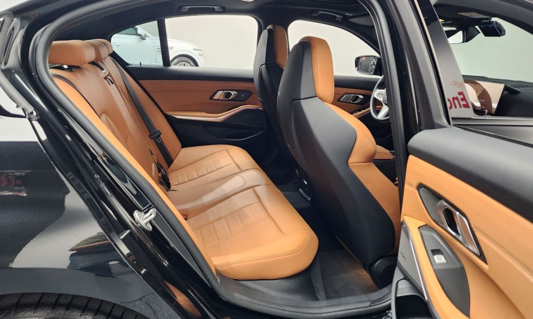 BMW 3-Series M340i Pro, 2024