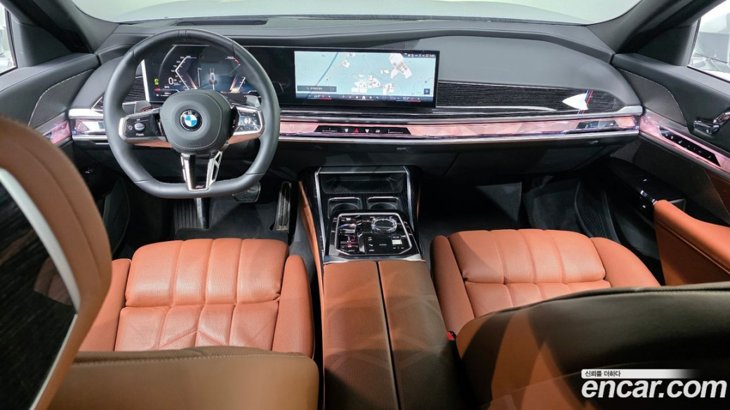 BMW 7-Series 740i xDrive M Sport, 2025
