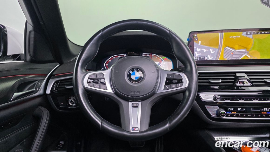 BMW 5-Series 523d xDrive M Sport, 2023