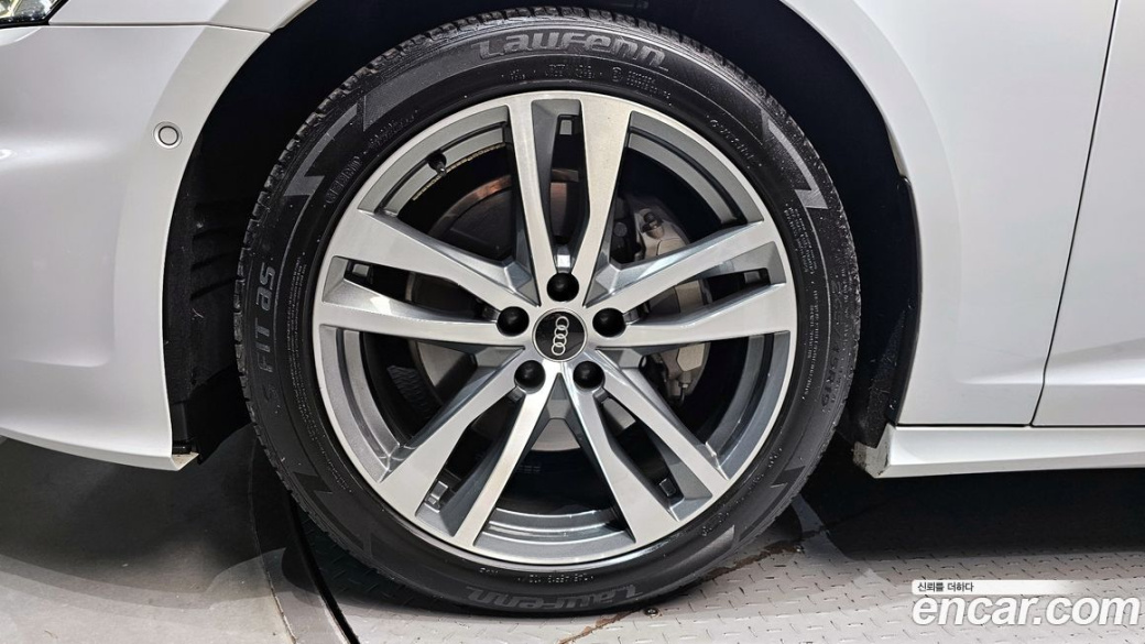 Audi A6 45 TFSI Premium, 2022