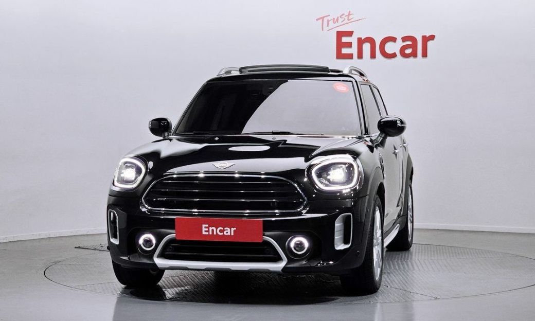 Mini Countryman Classic Plus Launch Pack, 2023