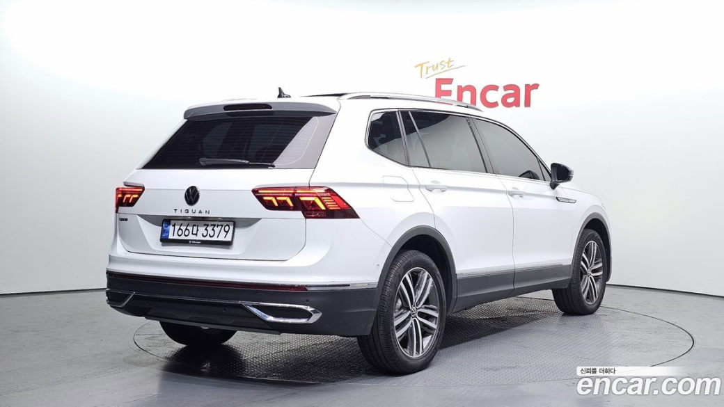 Volkswagen Tiguan 2.0 TSI Prestige, 2023
