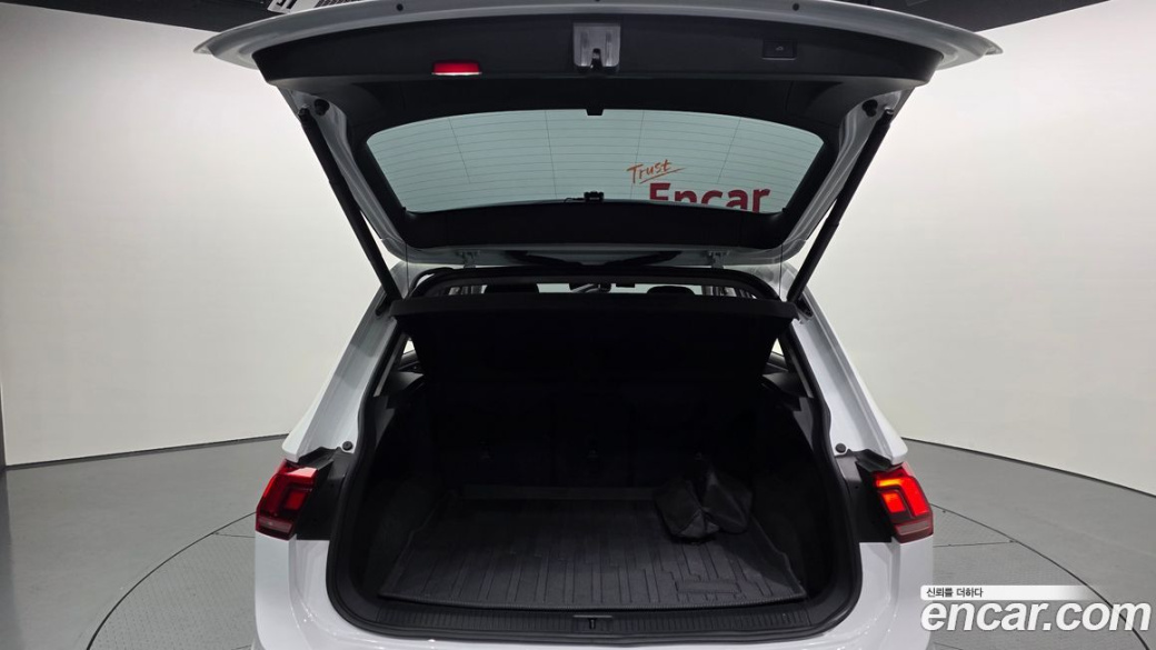 Volkswagen Tiguan 2.0 TDI Premium, 2024