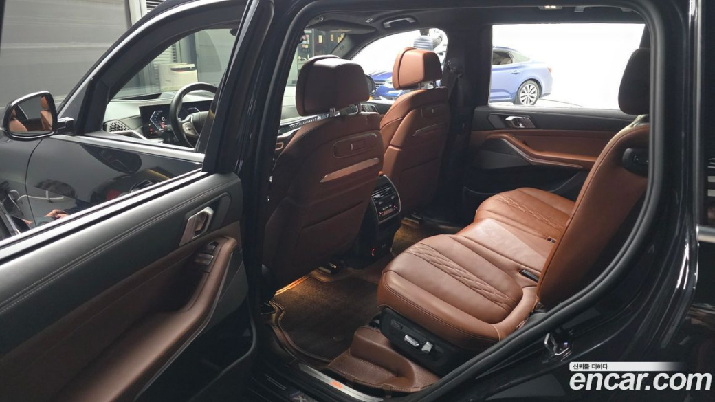 BMW X7 xDrive 40i Design Pure Excellence 7-Seater, 2024