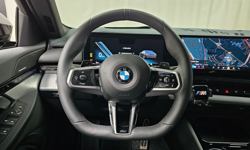 BMW 5-Series 520i M Sport, 2024