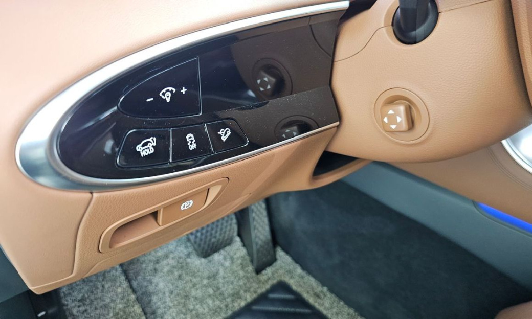 Genesis GV70 2.5T Gasoline AWD, 2025