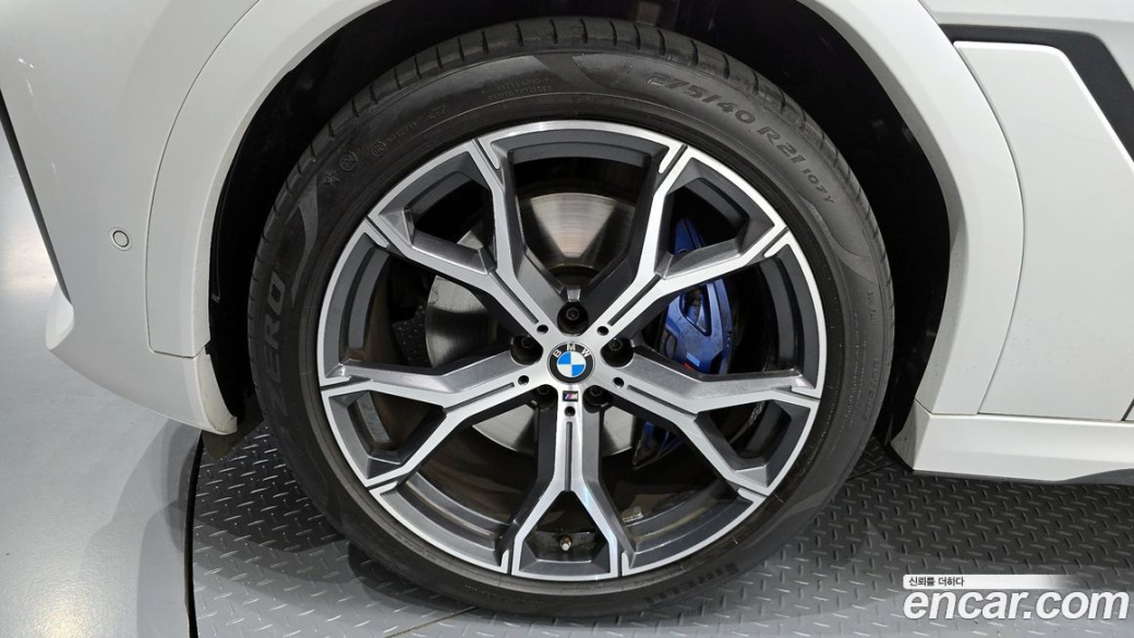 BMW X6 xDrive30d M Sport, 2022