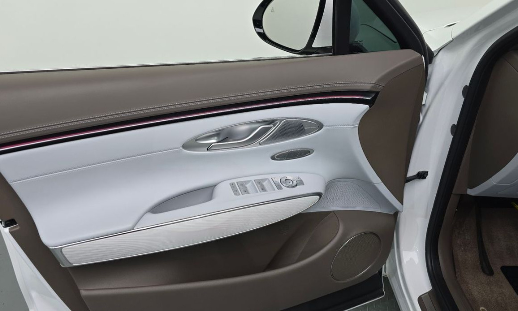 Genesis GV70 2.5T Gasoline 2WD, 2025