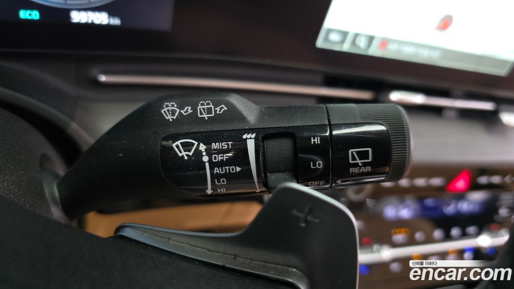 Kia Carnival 9-Seater Signature, 2023