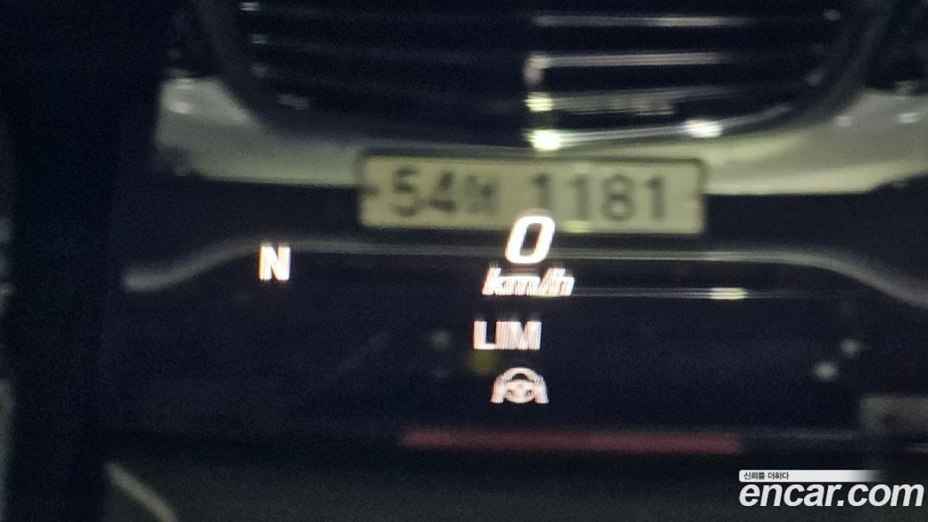 Mercedes-Benz E-Class E250 AMG Line, 2023