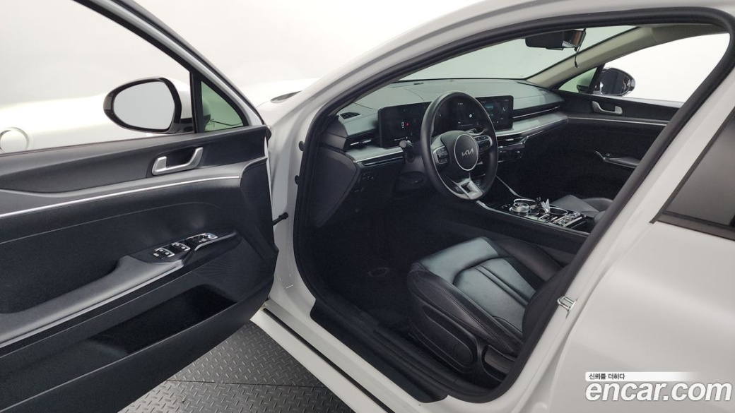 Kia K5 2.0, 2024