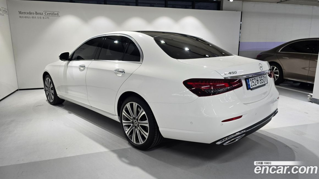 Mercedes-Benz E-Class E450 4MATIC Exclusive, 2022