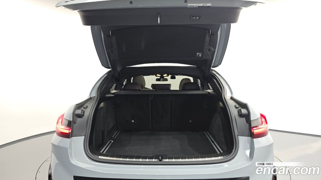 BMW X4 xDrive20i M Sport, 2022