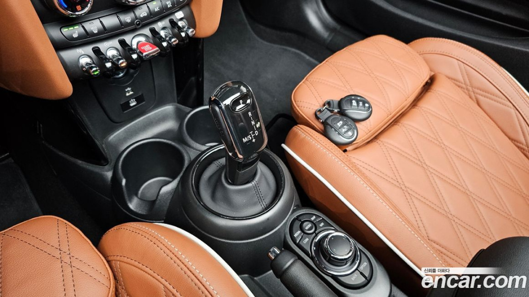 Mini Cooper Convertible Classic, 2024