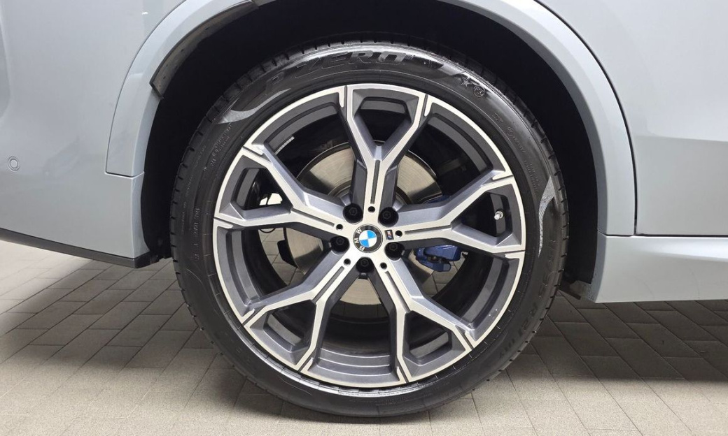 BMW X5 xDrive 40i M Sport, 2025