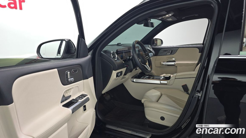 Mercedes-Benz GLB-Class GLB220, 2021