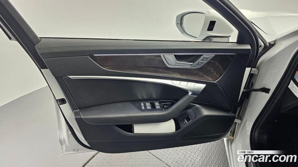 Audi A6 45 TFSI Premium, 2023