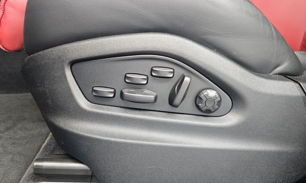 Porsche Cayenne 4.0 GTS Coupe, 2025