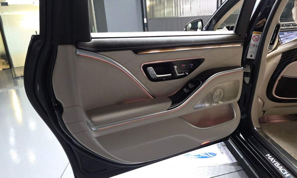 Mercedes-Benz S-Class Maybach S580 4MATIC, 2023