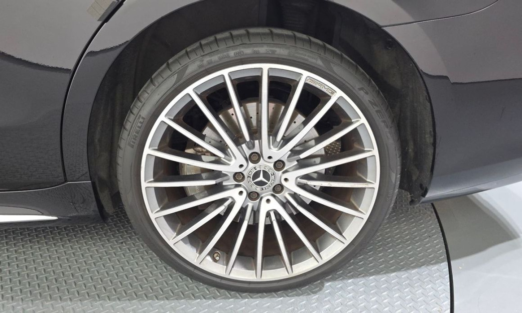 Mercedes-Benz S-Class S500L 4MATIC, 2024