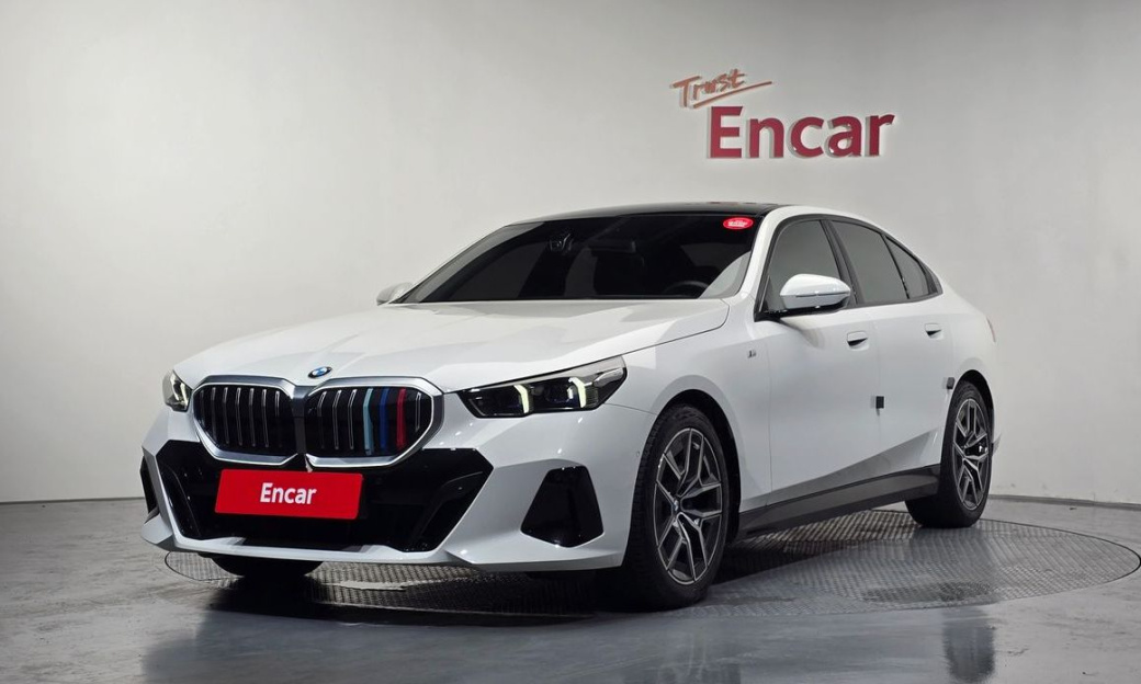 BMW 5-Series 520i M Sport, 2024