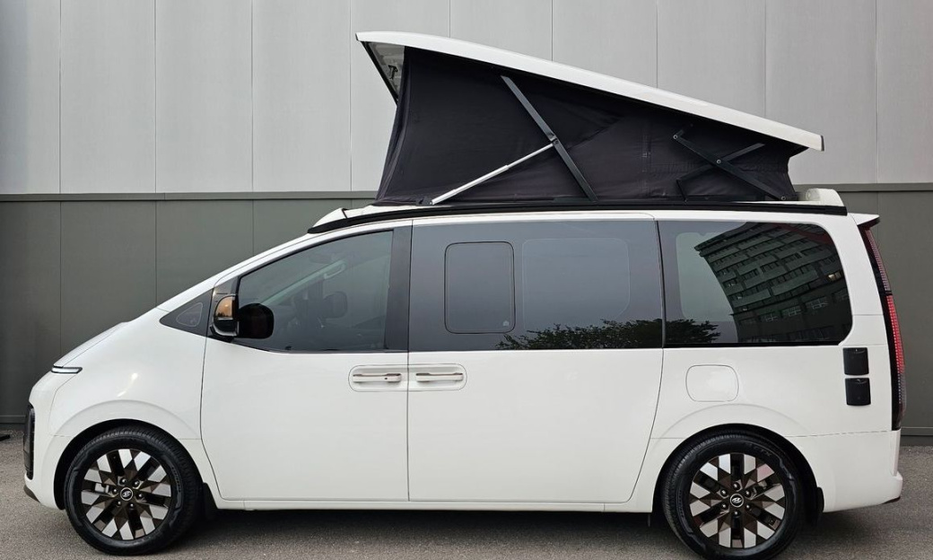 Hyundai Staria 2WD Camping Car, 2024