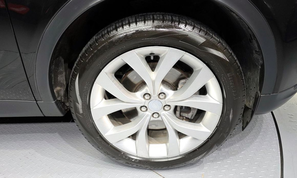 Land Rover Discovery Sport P250 SE, 2022