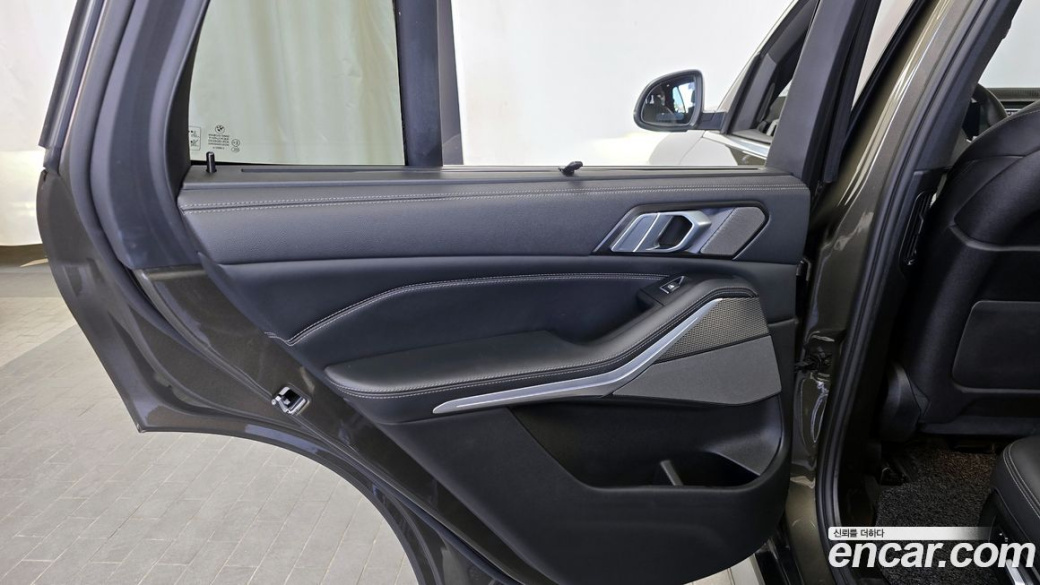 BMW X5 xDrive 30d M Sport, 2023