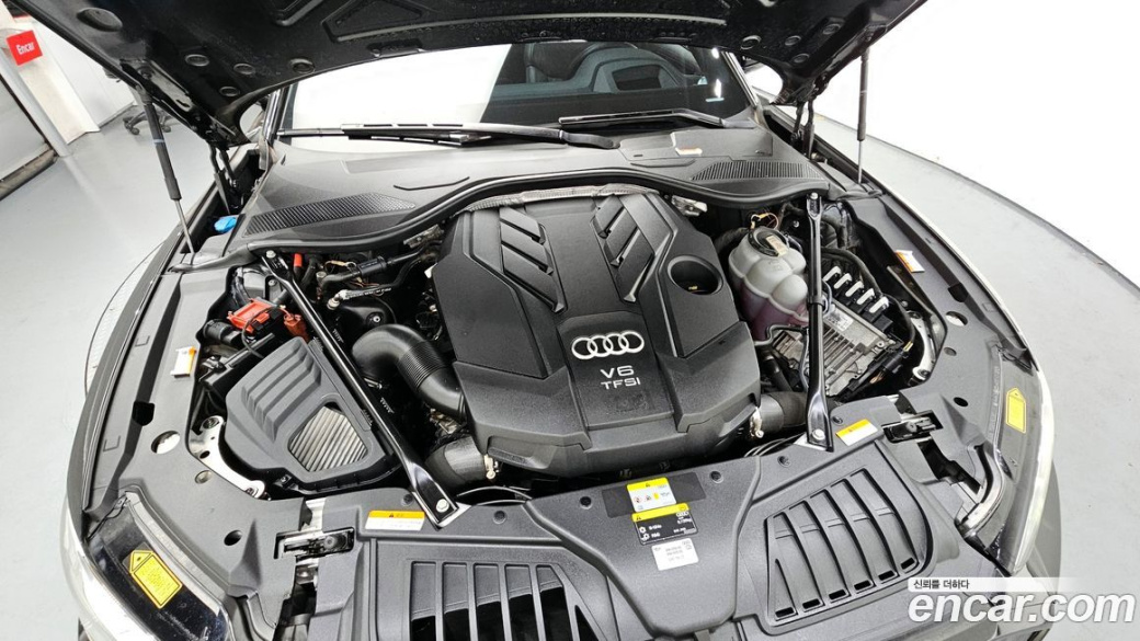 Audi A8 55 TFSI Quattro LWB, 2021