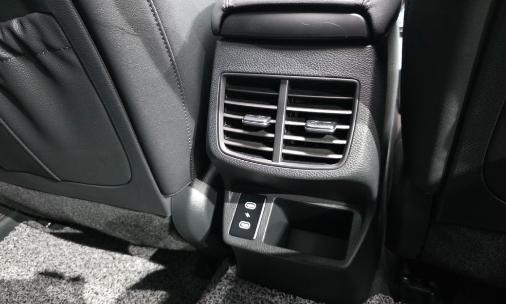 Kia Seltos Gasoline 1.6 Turbo 2WD, 2026