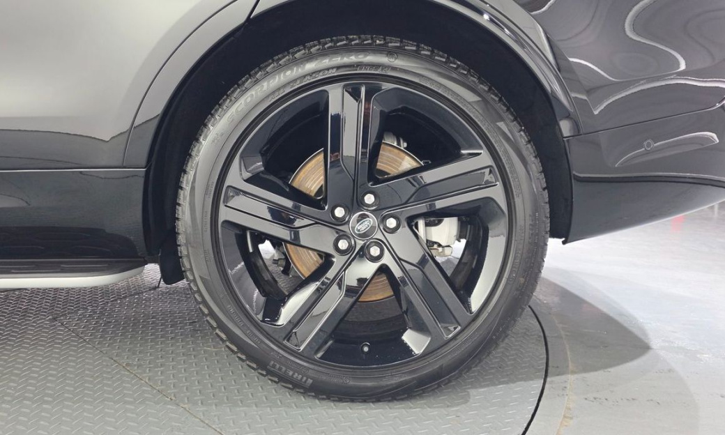 Land Rover Discovery P360 Dynamic HSE, 2025