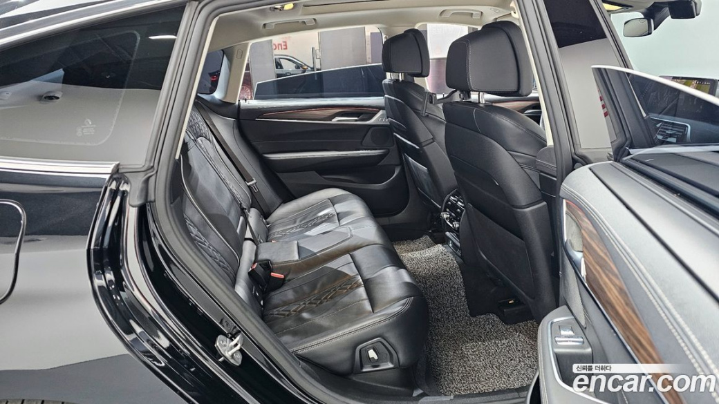 BMW Gran Turismo 620d xDrive Luxury, 2023