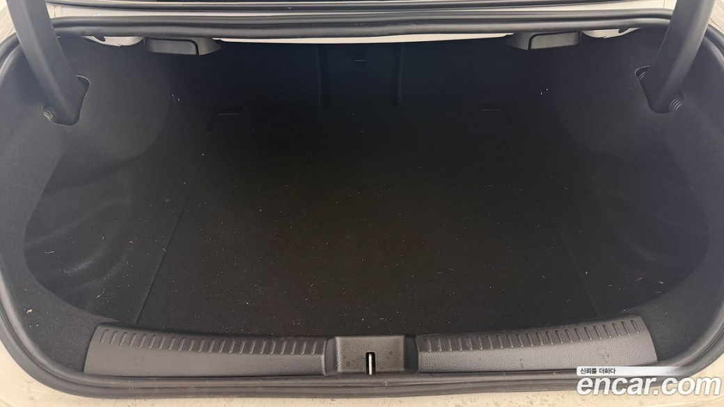 Mercedes-Benz CLA-Class CLA250 4MATIC, 2025