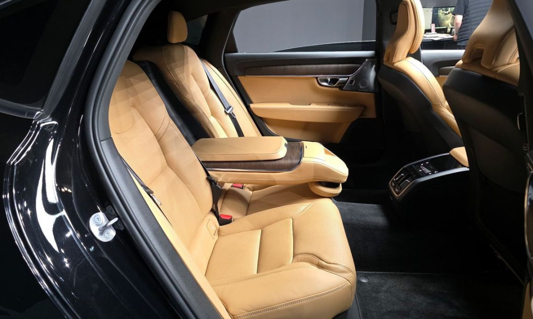 Volvo S90 B6 AWD Ultimate Bright, 2023