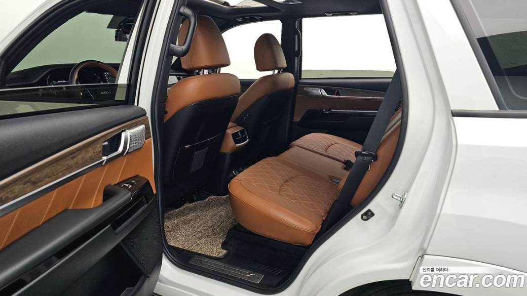 Kia Mohave Diesel 3.0 4WD 5-Seater, 2022