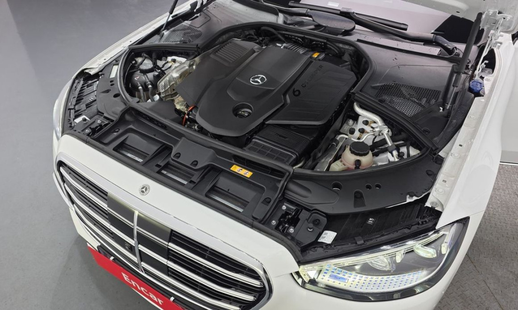 Mercedes-Benz S-Class S450 d 4MATIC, 2024