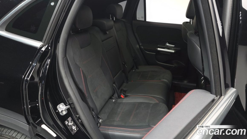 Mercedes-Benz GLA-Class GLA250 4MATIC, 2023