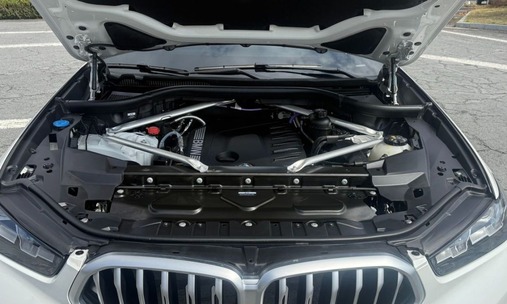 BMW X6 xDrive30d M Sport, 2024