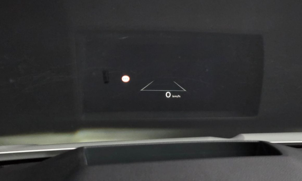 Kia Carnival 7-Seater Signature, 2024