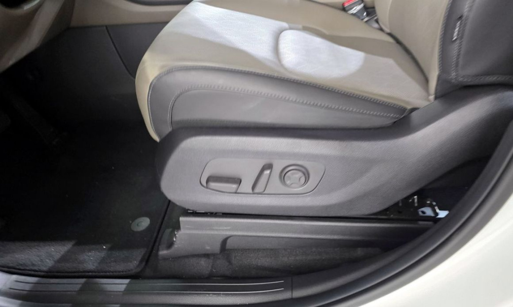 Kia Carnival 9-Seater Noblesse, 2025