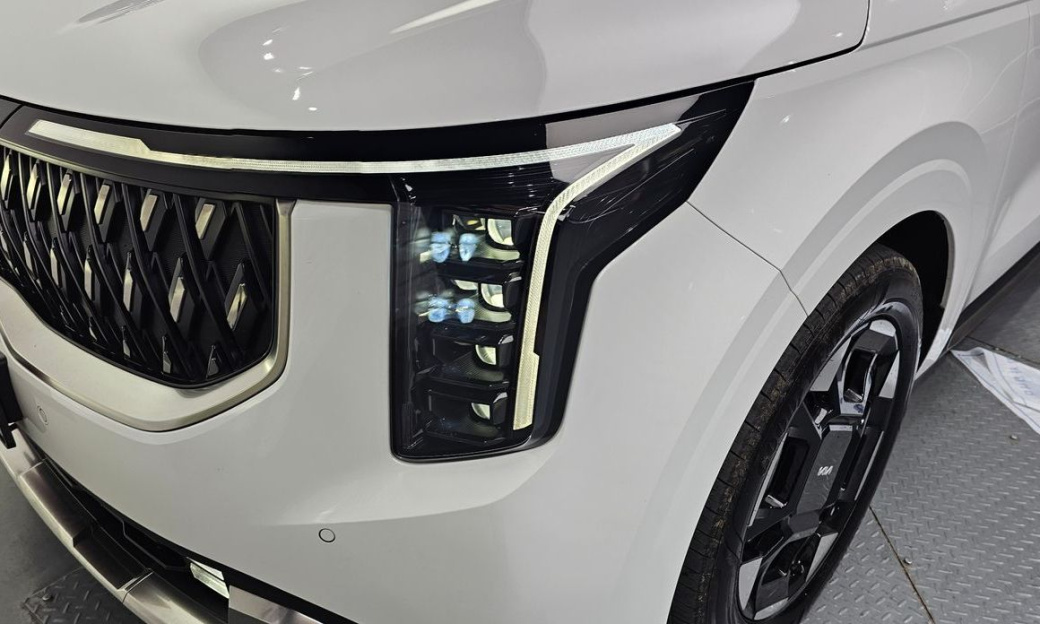 Kia Carnival 7-Seater Noblesse, 2025