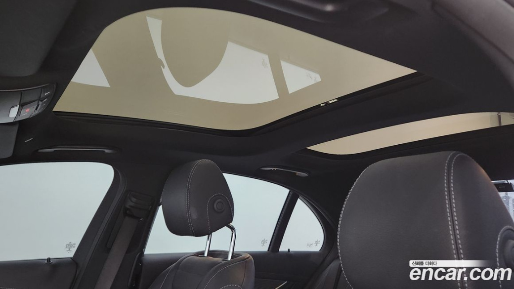 Mercedes-Benz E-Class E350 4MATIC AMG Line, 2022