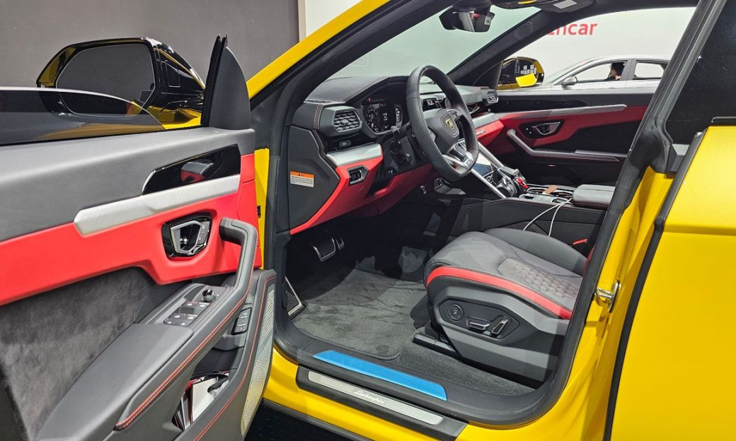 Lamborghini Urus 4.0 V8 S, 2024