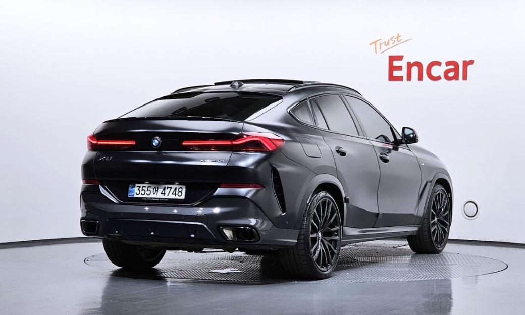 BMW X6 xDrive40i M Sport, 2025