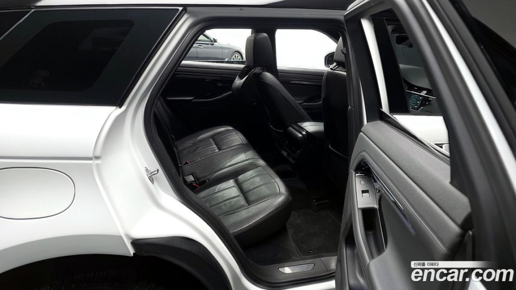 Land Rover Range Rover Evoque P250 R-Dynamic SE, 2022