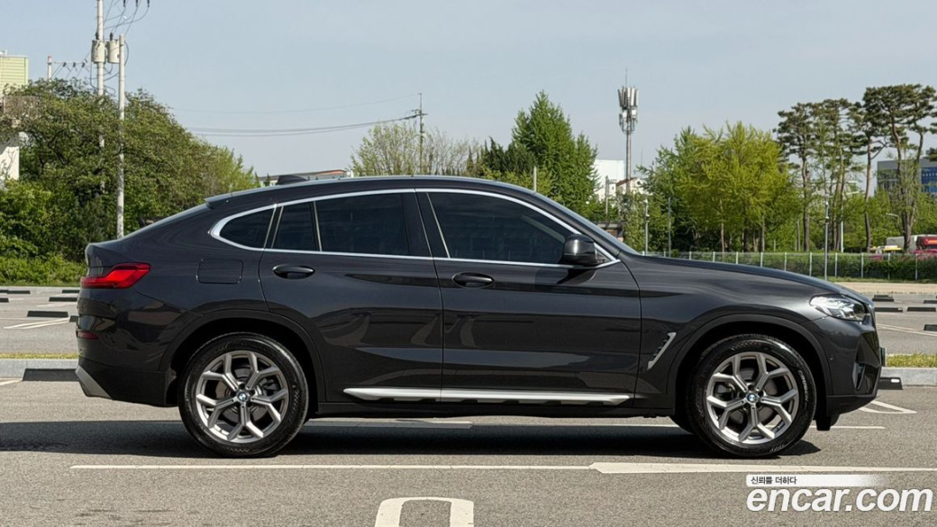 BMW X4 xDrive20i xLine, 2022