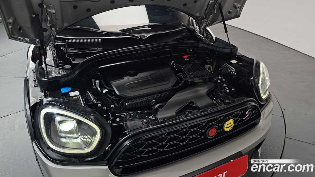 Mini Countryman ALL4 Classic Launch Pack, 2023