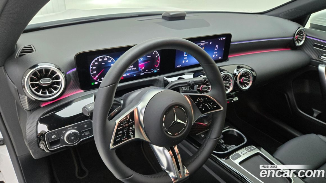 Mercedes-Benz A-Class A220 Sedan, 2026