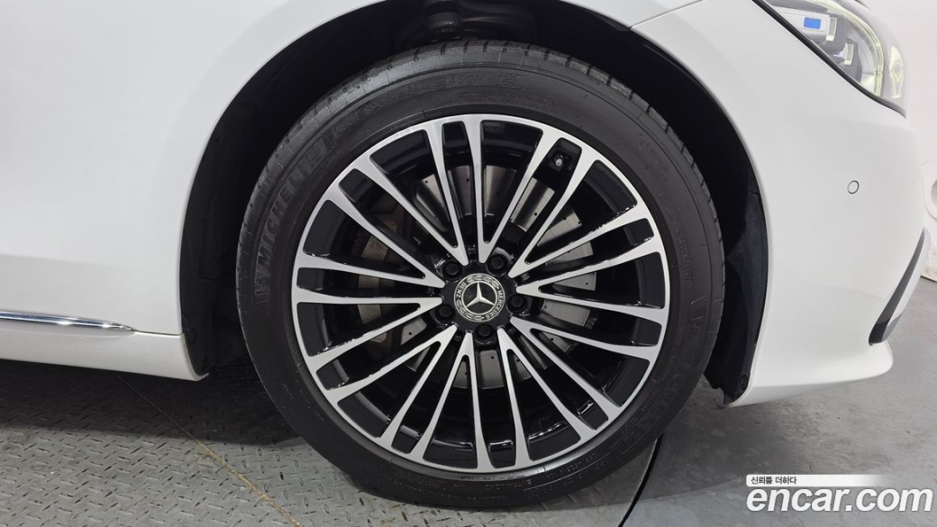 Mercedes-Benz S-Class S450 d 4MATIC, 2024